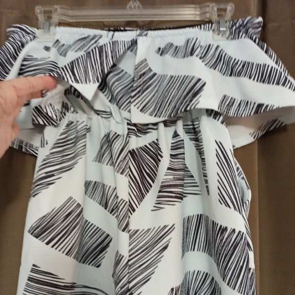 Heshares Black & White Tube Top Romper Lg - Picture 6 of 6